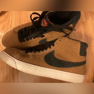 Nike SB Zoom Blazer Low Light British Tan Men's 7.5
